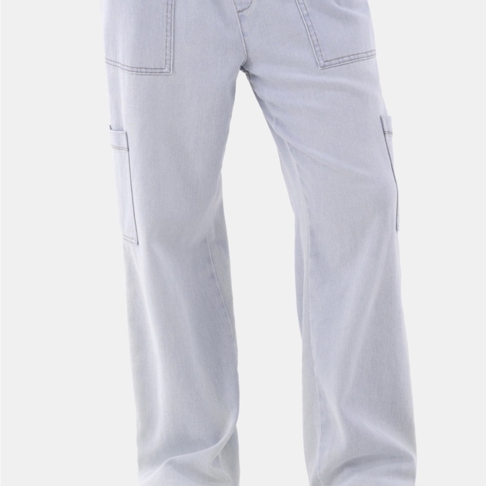 No Boundaries Light Gray Denim Pants